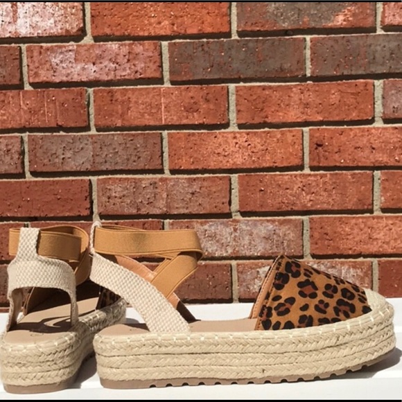 Leopard Espadrilles - Picture 2 of 4